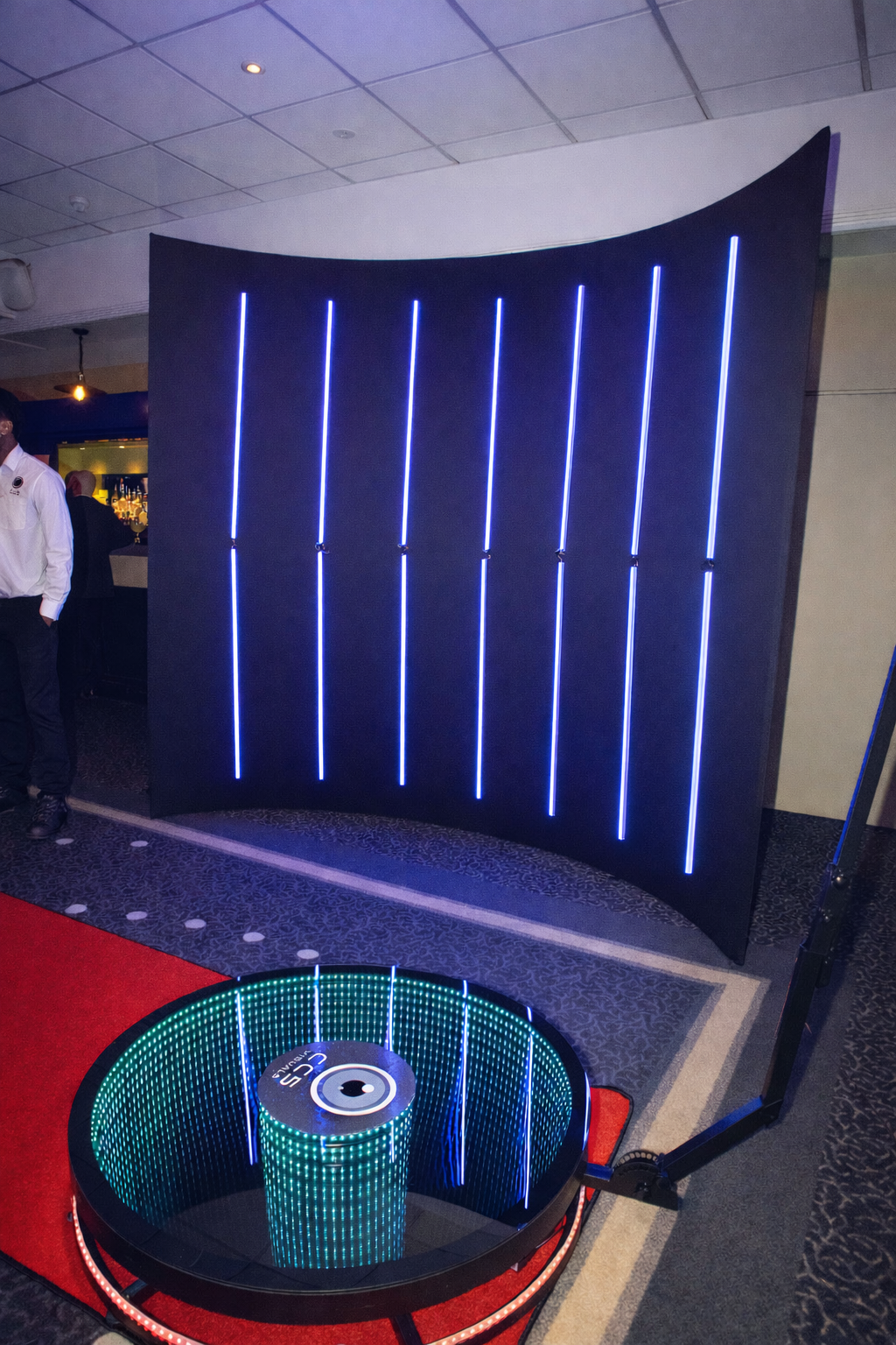 Infinity Glass LED 360 Photo Booth - Spinning Video Booth with Flight Case