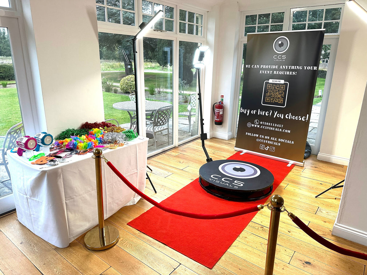 Metal 360 spinning photo booth with flight case