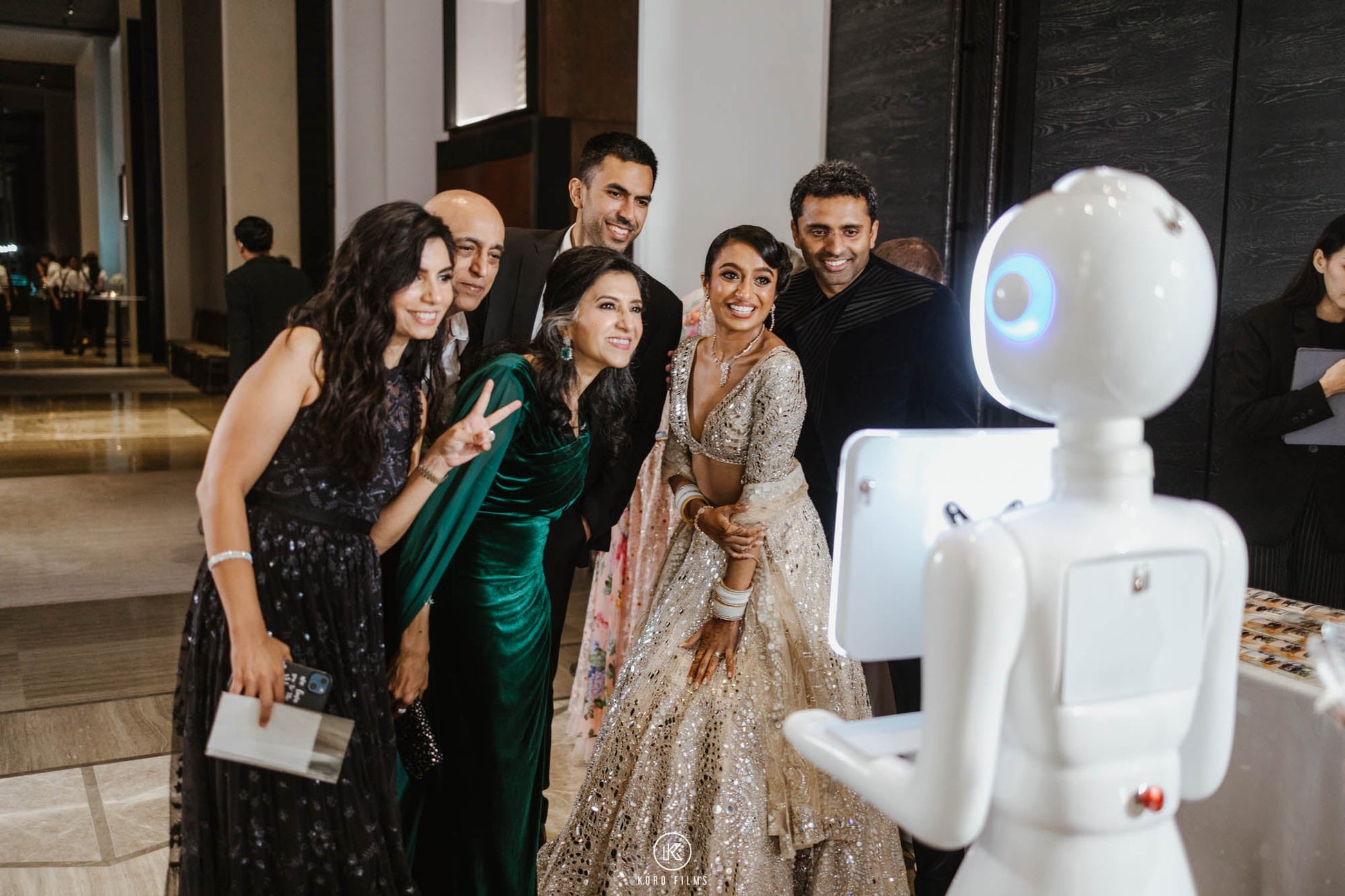 Roaming robot DSLR and iPad photo booth