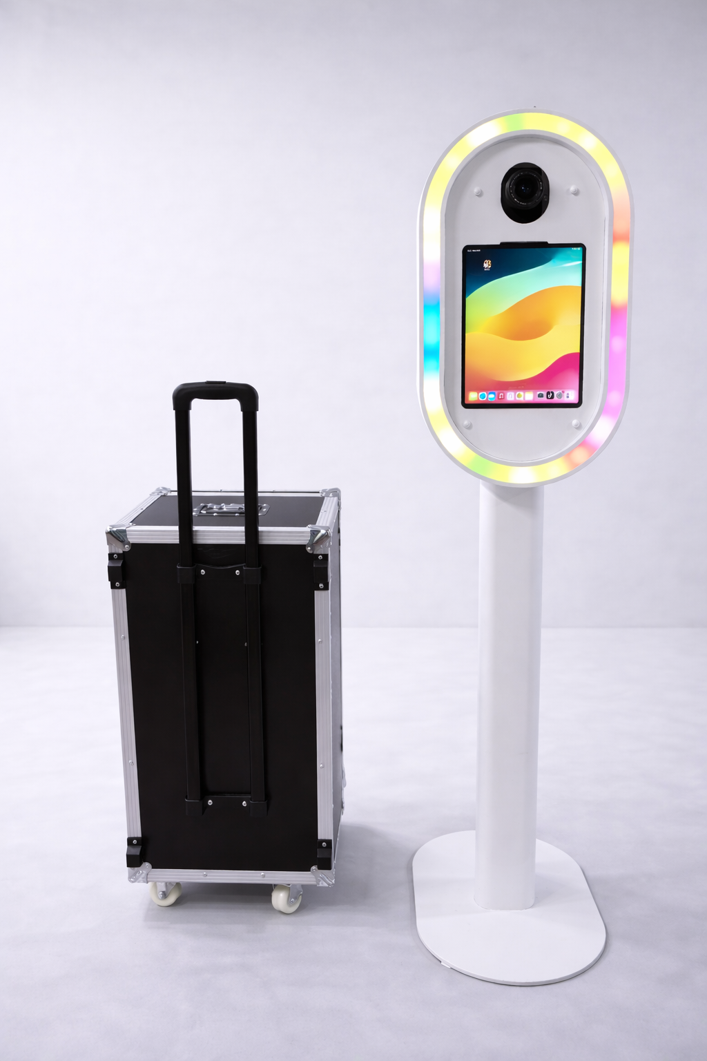 Metal selfie pod photo booth with touchscreen