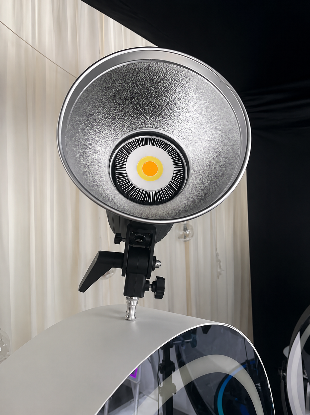 Flash and still light with umbrella for studio and events