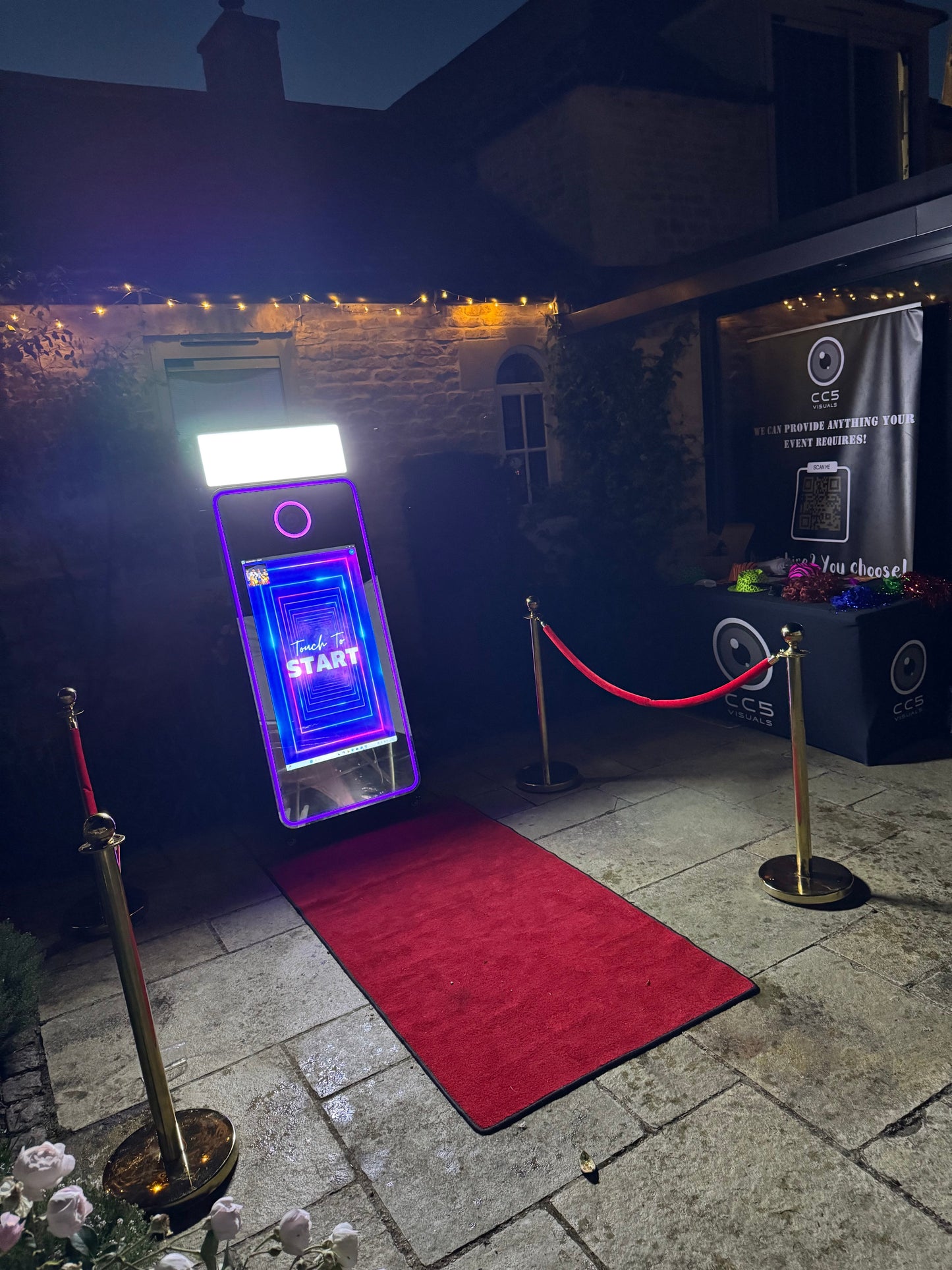 Magic Mirror Photo Booth with Wheels - Touchscreen Mirror Booth