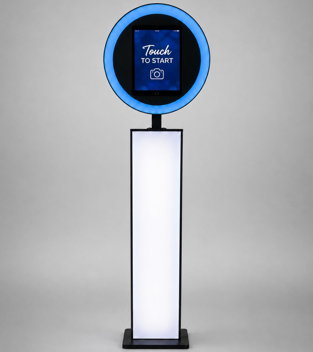 Portable iPad selfie pod photo booth with flight case
