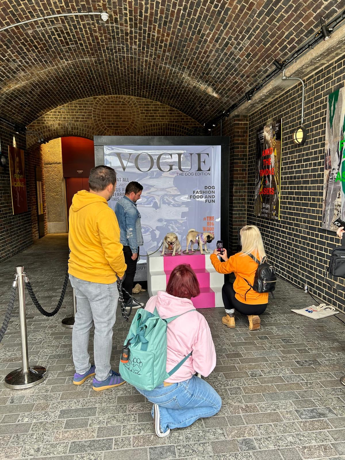 Vogue magazine-style photo booth enclosure